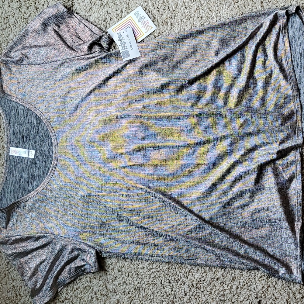 Lularoe Classic T (Medium)